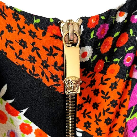 Versace Sleeveless Scoop Neck Dress Floral Stripe Pattern Size IT 42 US 6 - Picture 3 of 6